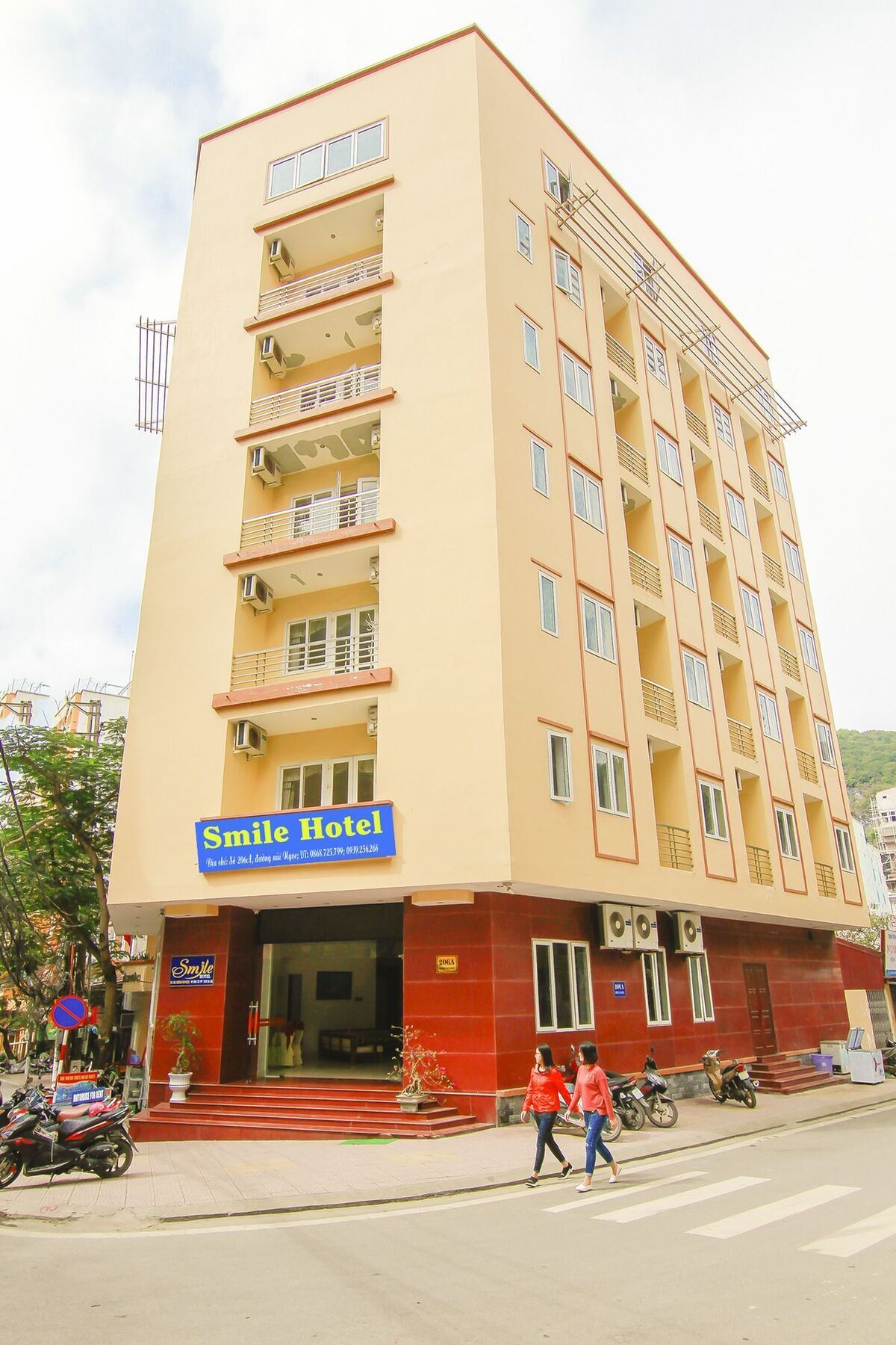 Smile Hotel Dong Khe Sau Exterior photo